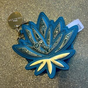 Bath & Body Works Blue and Gold Leaf Accessory